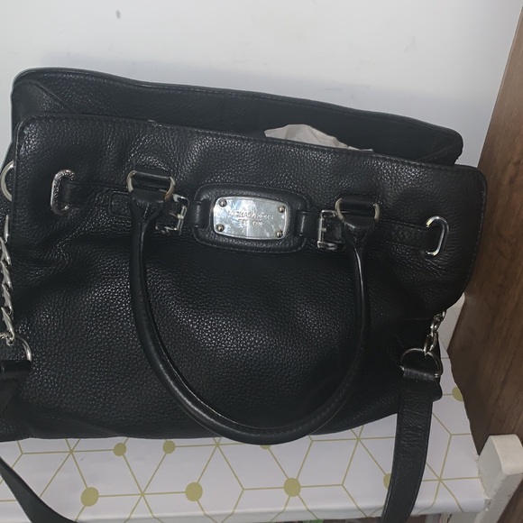 Michael Kors Purse - Picture 8 of 8